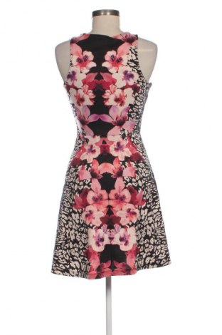 Šaty  H&M, Velikost S, Barva Vícebarevné, Cena  119,00 Kč