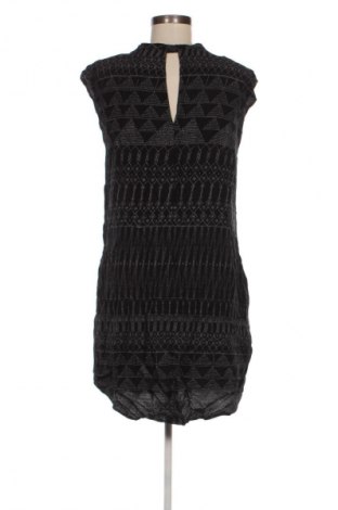 Šaty  H&M, Velikost M, Barva Vícebarevné, Cena  179,00 Kč