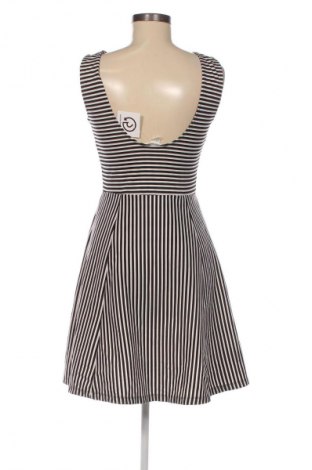 Kleid H&M, Größe S, Farbe Mehrfarbig, Preis 3,99 €