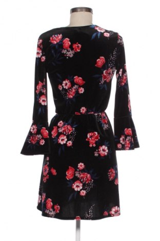 Šaty  H&M Divided, Velikost S, Barva Vícebarevné, Cena  189,00 Kč