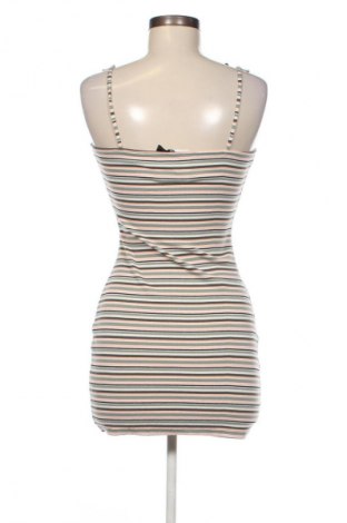 Рокля H&M Divided, Размер S, Цвят Многоцветен, Цена 2,55 €