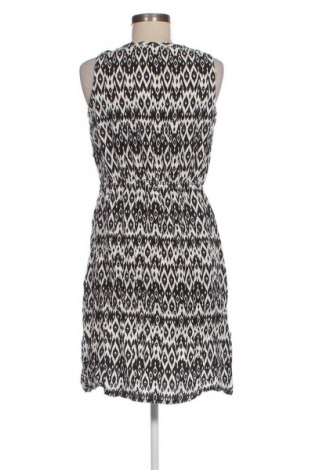 Kleid Janina, Größe M, Farbe Mehrfarbig, Preis 6,99 €