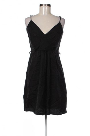 Šaty  Miss Sixty, Velikost M, Barva Černá, Cena  249,00 Kč