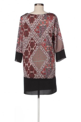 Kleid NEW COLLECTION, Größe S, Farbe Mehrfarbig, Preis 3,99 €