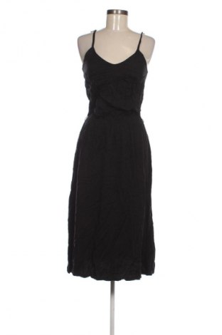 Rochie Oxyde, Mărime S, Culoare Negru, Preț 110,99 Lei