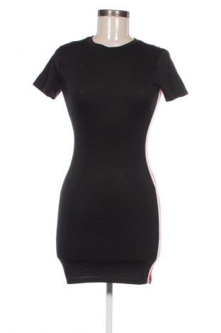 Šaty  Pull&Bear, Velikost S, Barva Černá, Cena  149,00 Kč