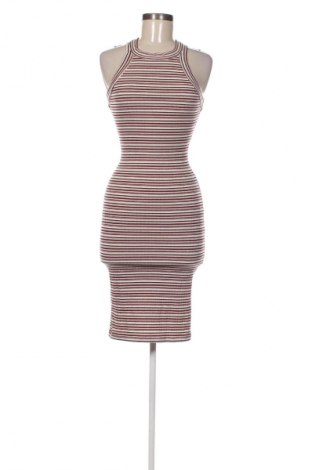 Rochie Pull&Bear, Mărime S, Culoare Multicolor, Preț 22,99 Lei