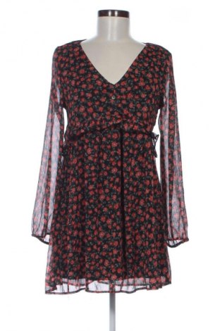 Kleid Pull&Bear, Größe M, Farbe Mehrfarbig, Preis 1,99 €