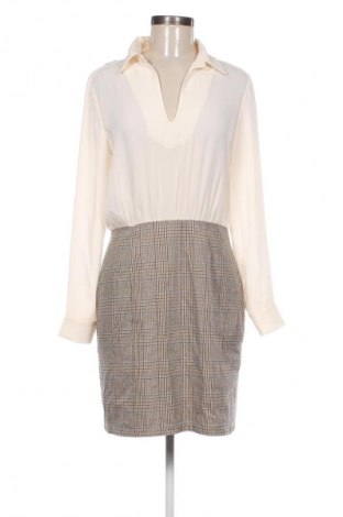 Šaty  Rinascimento, Velikost M, Barva Vícebarevné, Cena  989,00 Kč