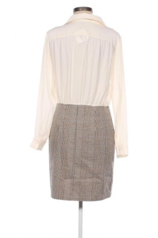 Šaty  Rinascimento, Velikost M, Barva Vícebarevné, Cena  989,00 Kč