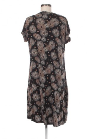Kleid Star City, Größe M, Farbe Mehrfarbig, Preis 1,99 €