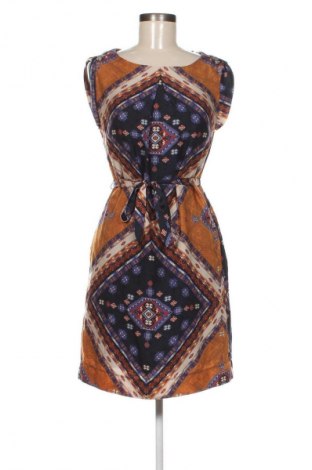 Рокля Steps, Размер S, Цвят Многоцветен, Цена 2,55 €