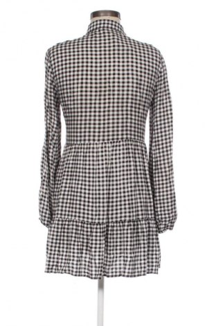 Šaty  Stradivarius, Veľkosť M, Farba Viacfarebná, Cena  8,95 €