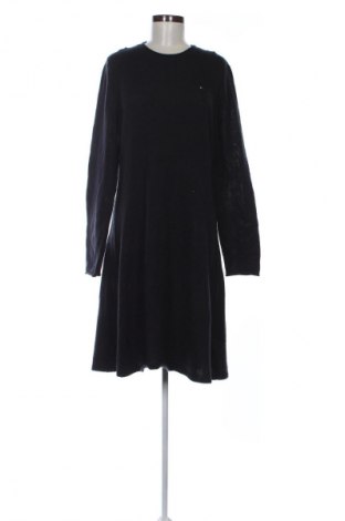 Рокля Tommy Hilfiger, Размер XXL, Цвят Син, Цена 55,21 €