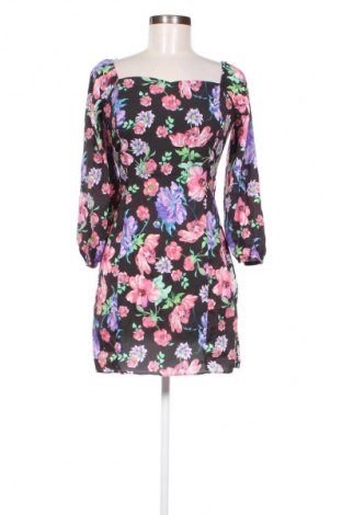 Φόρεμα Trendyol, Μέγεθος S, Χρώμα Πολύχρωμο, Τιμή 4,99 €