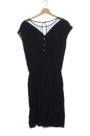 Šaty  Un Jour Ailleurs, Velikost XS, Barva Černá, Cena  669,00 Kč