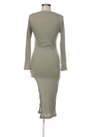 Рокля Unbranded, Размер M, Цвят Зелен, Цена 2,04 €