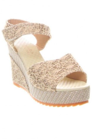 Σανδάλια Unbranded, Μέγεθος 39, Χρώμα Χρυσαφί, Τιμή 24,99 €