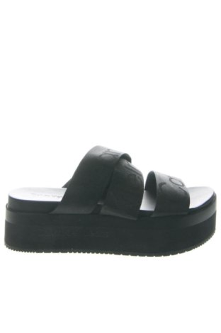 Japonki Calvin Klein Jeans, Rozmiar 39, Kolor Czarny, Cena 388,93 zł, #137376636