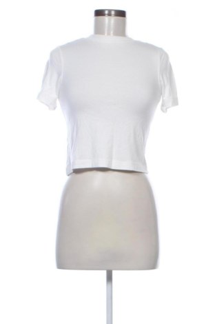 Γυναικεία μπλούζα Gina Tricot, Μέγεθος XS, Χρώμα Λευκό, Τιμή 8,00 €, #137356691