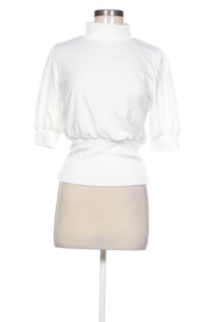 Bluză de femei Unbranded, Mărime S, Culoare Alb, Preț 62,99 Lei, #137365631