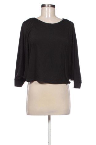 Damen Shirt Bershka, Größe M, Farbe Schwarz, Preis 6,67 €, #137397426