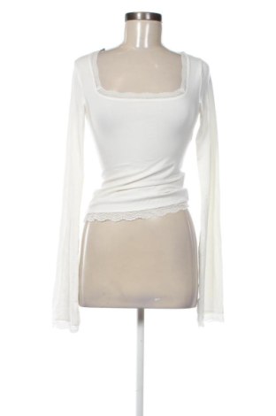 Bluză de femei Amisu, Mărime S, Culoare Alb, Preț 41,99 Lei, #137334095