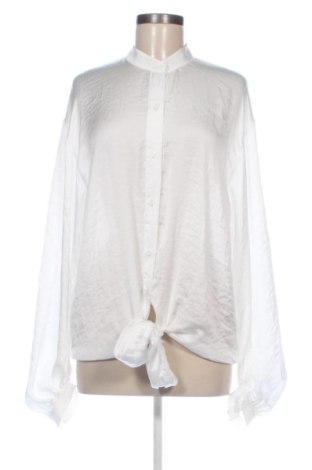 Cămașă de femei Unbranded, Mărime M, Culoare Alb, Preț 110,23 Lei, #137310847