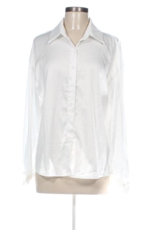 Дамска риза SHEIN, Размер M, Цвят Бял, Цена 11,00 €, #137368918