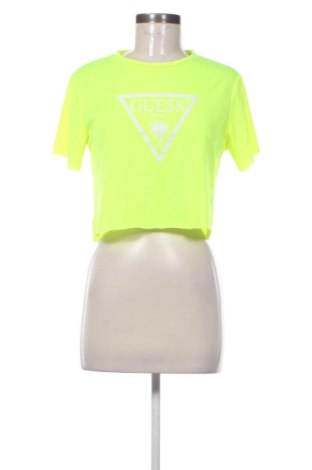 Γυναικείο t-shirt Guess, Μέγεθος M, Χρώμα Κίτρινο, Τιμή 23,00 €, #137365791