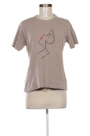 Tricou de femei Unbranded, Mărime M, Culoare Bej, Preț 47,24 Lei, #137368072