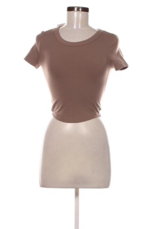 Дамска тениска Nike, Размер XS, Цвят Кафяв, Цена 32,21 €, #137389358