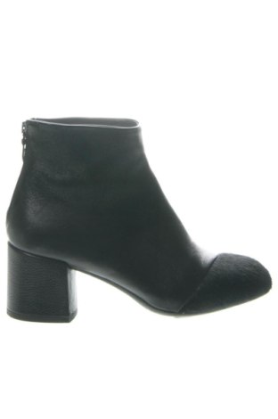 Damskie botki Kate Libertine, Rozmiar 37, Kolor Czarny, Cena 247,60 zł, #137348940
