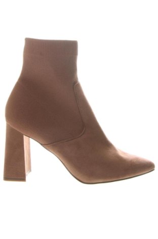 Дамски боти Steve Madden, Размер 41, Цвят Кафяв, Цена 49,00 €, #137342049