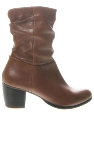 Дамски боти Unbranded, Размер 37, Цвят Кафяв, Цена 18,00 €, #137355650