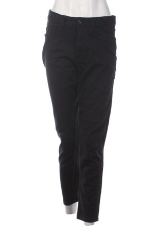 Damskie jeansy Zara, Rozmiar M, Kolor Czarny, Cena 38,10 zł, #137286877