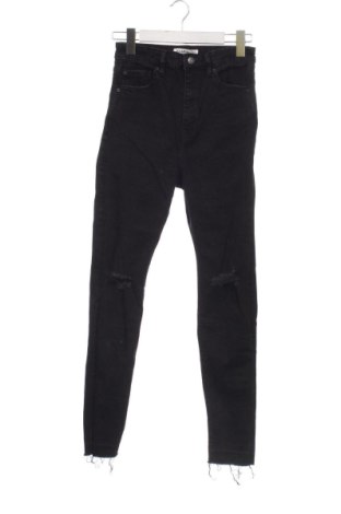 Damskie jeansy Pull&Bear, Rozmiar XS, Kolor Czarny, Cena 58,46 zł, #137325965