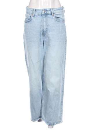 Damskie jeansy H&M, Rozmiar M, Kolor Niebieski, Cena 46,57 zł, #137332685
