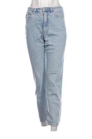 Damskie jeansy Stradivarius, Rozmiar M, Kolor Niebieski, Cena 50,80 zł, #137333370