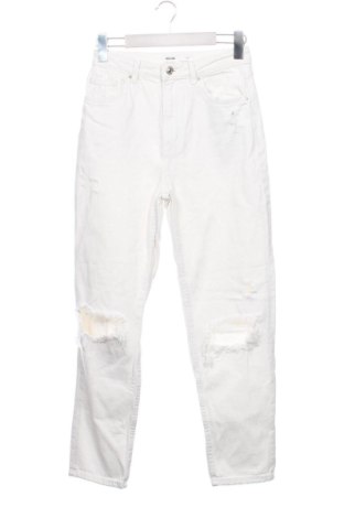 Blugi de femei Bershka, Mărime XS, Culoare Alb, Preț 62,99 Lei, #137340797