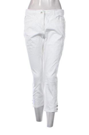 Blugi de femei Canda, Mărime M, Culoare Alb, Preț 41,99 Lei, #137348294