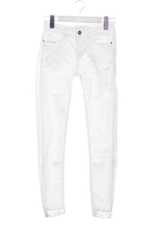 Női farmernadrág Zara, Méret XS, Szín Fehér, Ár 4 610 Ft, #137352061