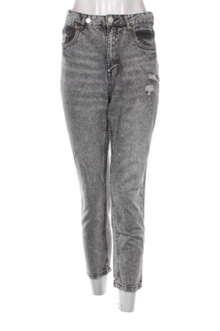 Blugi de femei Unbranded, Mărime S, Culoare Gri, Preț 52,49 Lei, #137354753