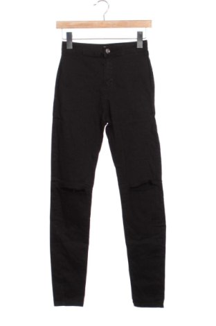 Dámske džínsy  Bershka, Veľkosť XS, Farba Čierna, Cena  9,72 €, #137365433