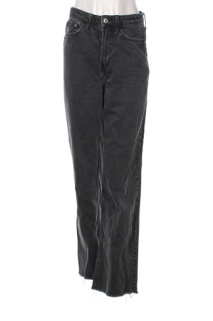 Női farmernadrág H&M, Méret S, Szín Szürke, Ár 3 513 Ft, #137369232