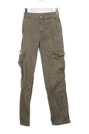 Damskie jeansy Pull&Bear, Rozmiar XXS, Kolor Zielony, Cena 67,74 zł, #137369455