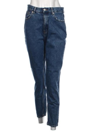 Damskie jeansy Pull&Bear, Rozmiar S, Kolor Niebieski, Cena 58,76 zł, #137375086