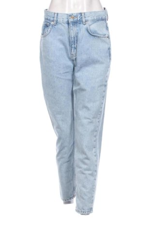 Damskie jeansy Pull&Bear, Rozmiar M, Kolor Niebieski, Cena 78,00 zł, #137380299
