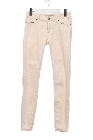 Női farmernadrág Burberry Brit, Méret S, Szín Ekrü
, Ár 20 019 Ft, #137382768