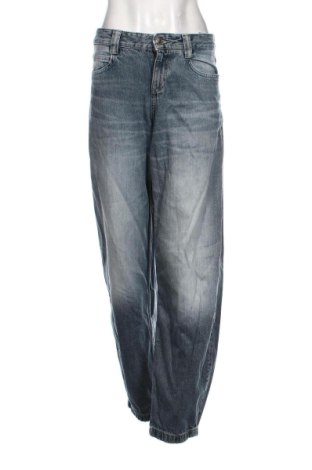 Damskie jeansy Bershka, Rozmiar S, Kolor Niebieski, Cena 80,44 zł, #137397344